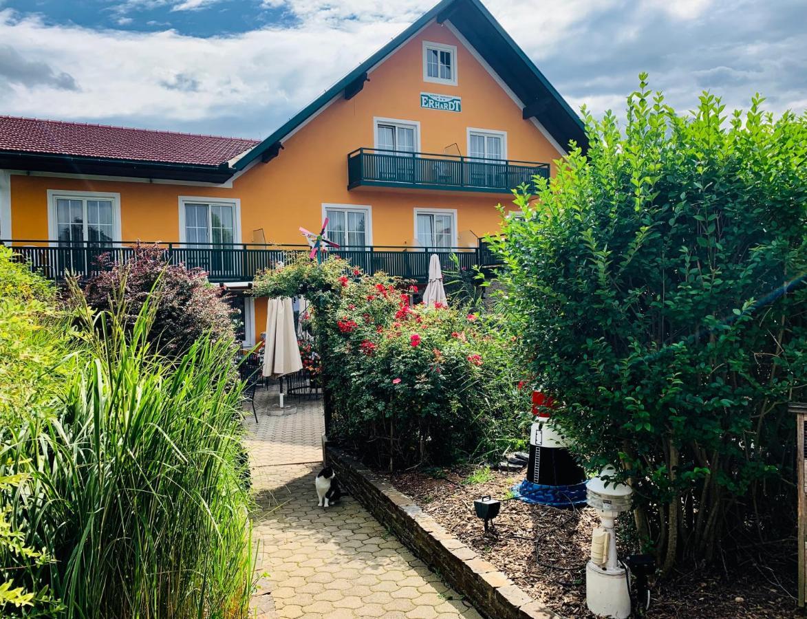 Landhotel Erhardt Bad Waltersdorf Ngoại thất bức ảnh
