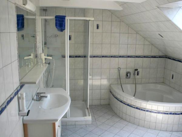 Landhotel Erhardt Bad Waltersdorf Ngoại thất bức ảnh